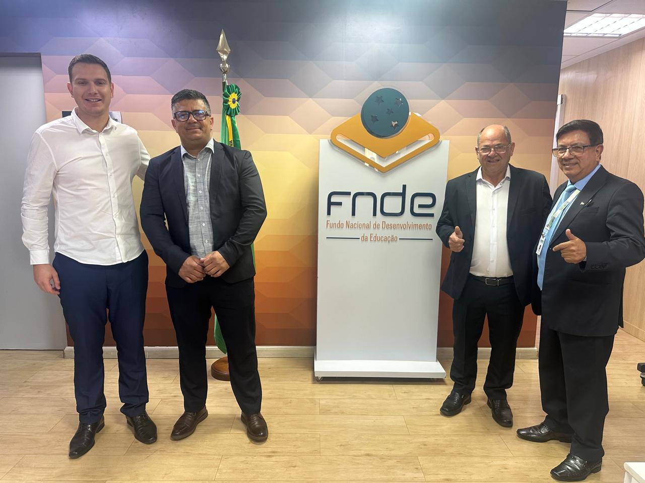 Vereadores cumprem uma extensa agenda em Brasília em busca de recursos e apoio para Campina Grande do Sul